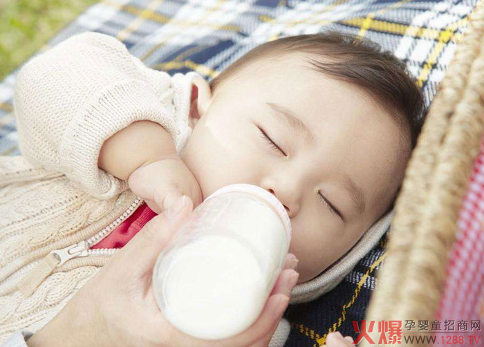 小儿夜惊症状.jpg