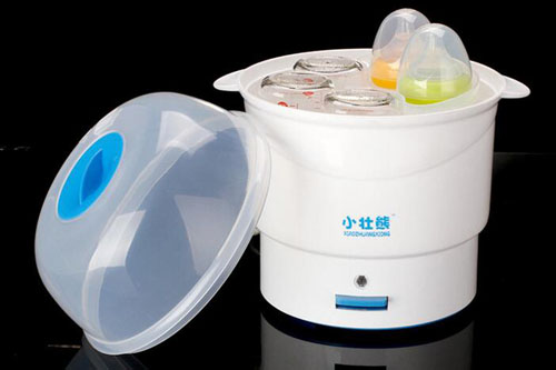 1 小壮熊消毒器.jpg