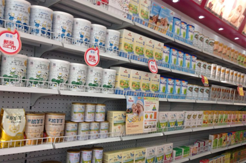 新品奶粉上市.jpg